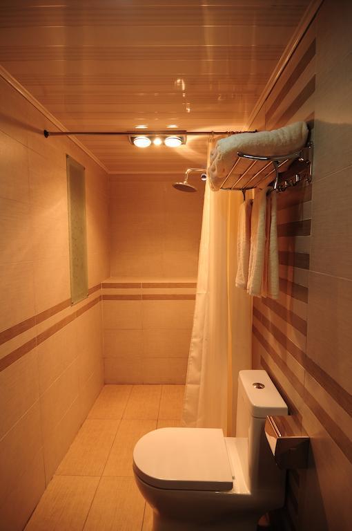 Yi Liu Hostel Licsiang Szoba fotó